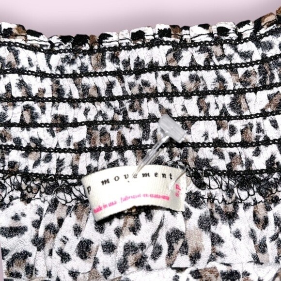Free People Cheetah Print Blouse White Black Smocked Tie NWOT Womens Size Small - Picture 4 of 7